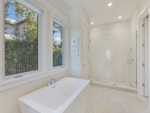 Luxurious Canal-Front Retreat - Perfect for Families